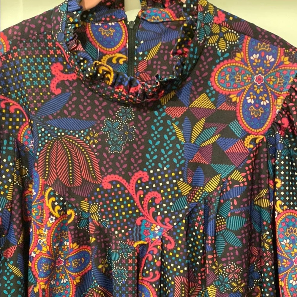 Vintage Patterned Dress - Picture 4 of 5